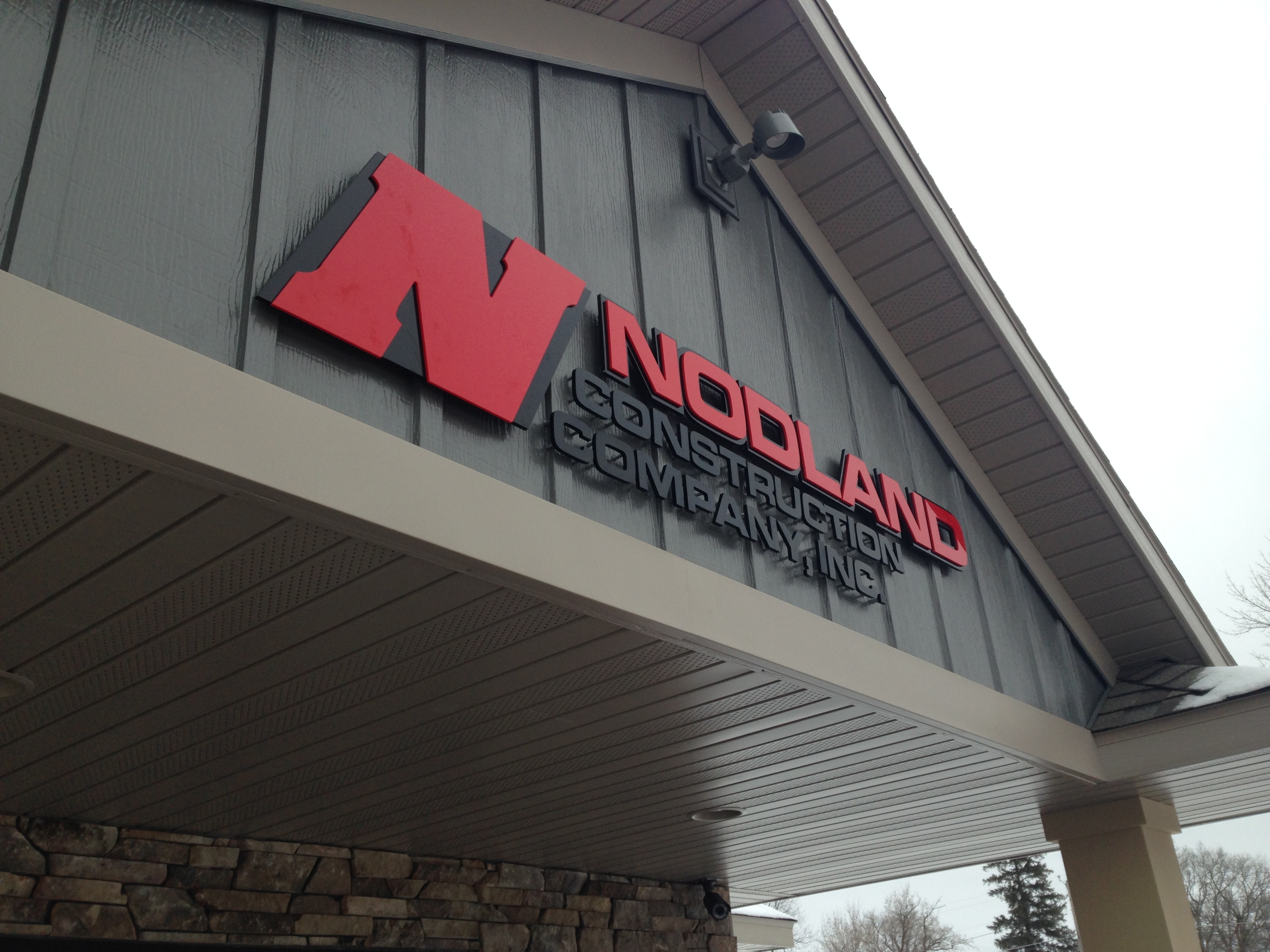 Custom Signs for Nodland Construction | Signmax.com